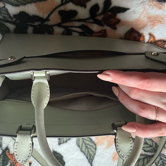 Pale Green Kate Spade Crossbody♠️ - Picture 6 of 9